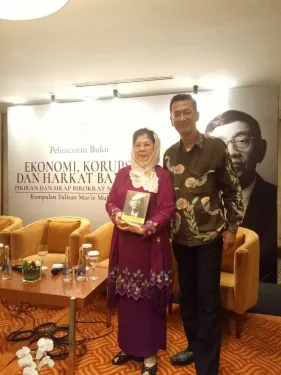 Foto Peluncuran Buku Karya Mar