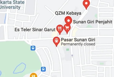 Satu Senja di Pasar Sunan Giri