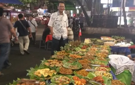 KULINER MALAM DI BLOK M SQUARE