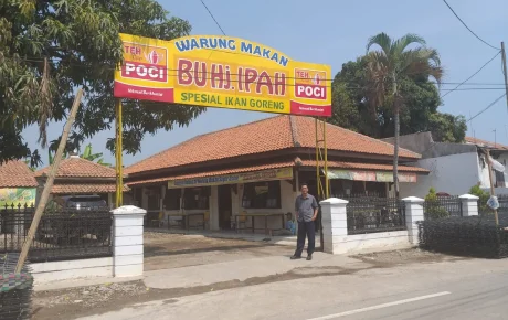 WARUNG MAKAN BU HJ IPAH TEGAL