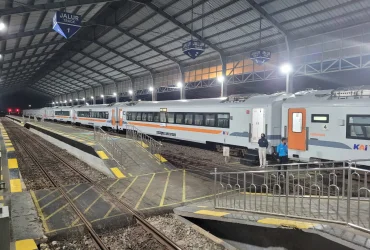 Satu Kisah Menuju Stasiun Pasar Senen